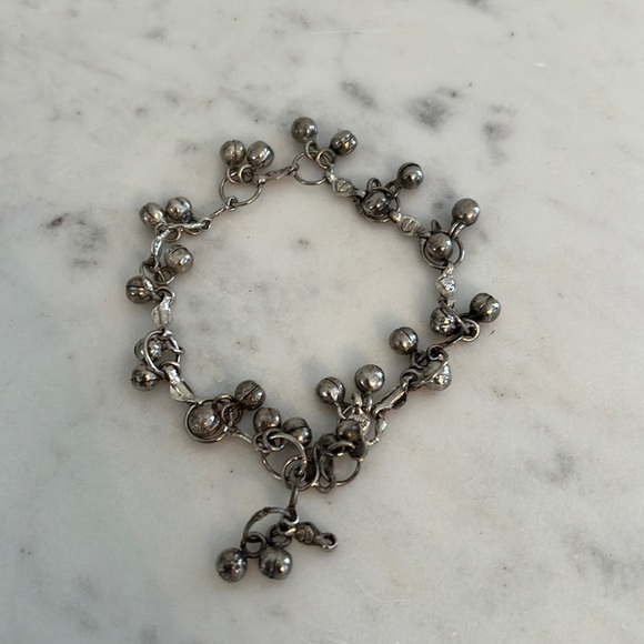 Boutique Vintage Charm Bracelet - Picture 7 of 8